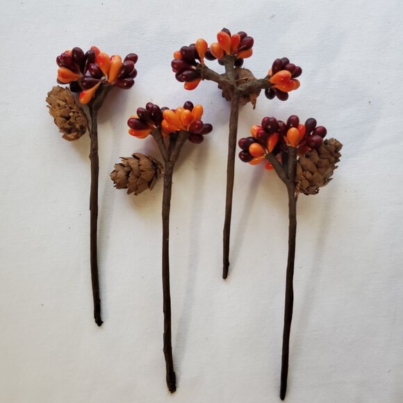 Fall / Autumn Pip Berry Cluster - 4.5" Stem with Pinecone – Set of (4) - Picture 2 of 4